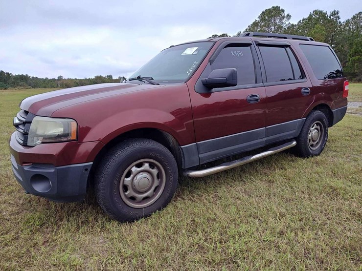 2016-ford-expedition-image-5