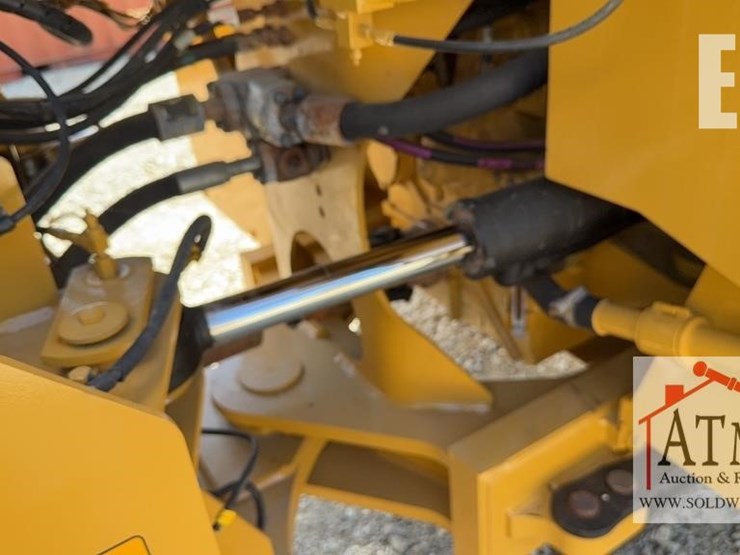 2019-caterpillar-962m-image-22