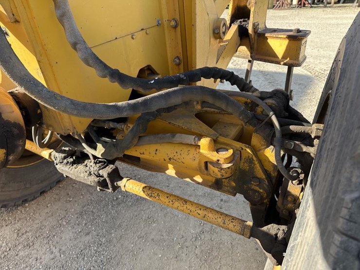 1989-john-deere-6-image-19