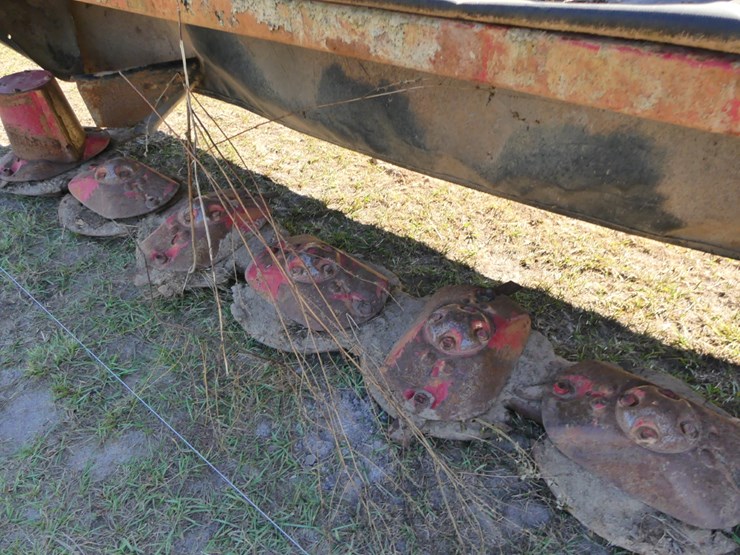 2022-case-ih-md93-image-6