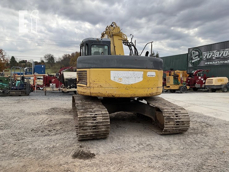 2010-komatsu-pc228-image-3