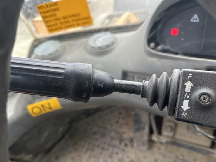 volvo-l220e-image-36