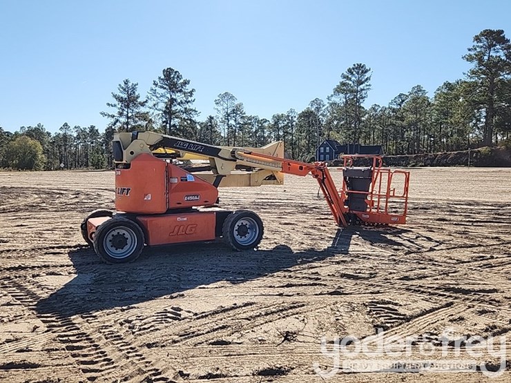 2008-jlg-e450aj-image-4