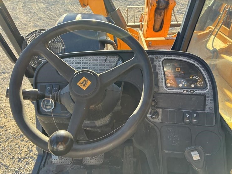 2018-jcb-510-image-22