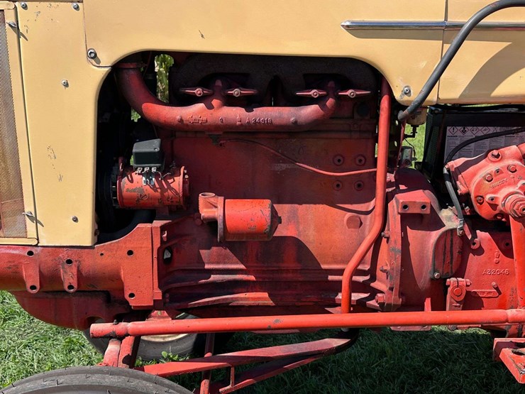 j-i-case-730-image-16