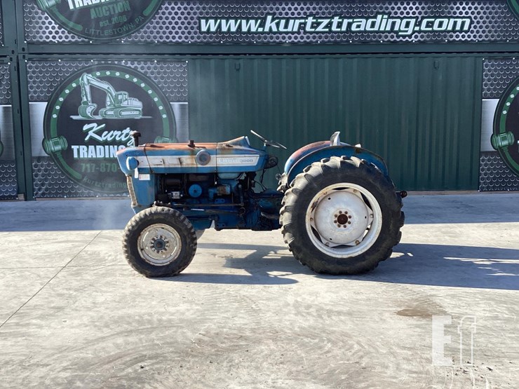 1967-ford-3000-image-1