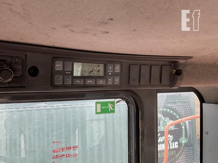 2016-doosan-dl420-5-image-17