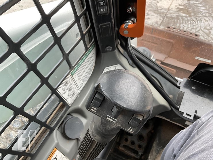 2019-bobcat-s650-image-18