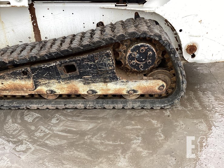 2005-bobcat-t190-image-11