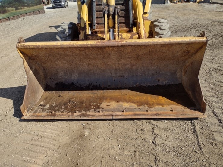 caterpillar-420d-image-19