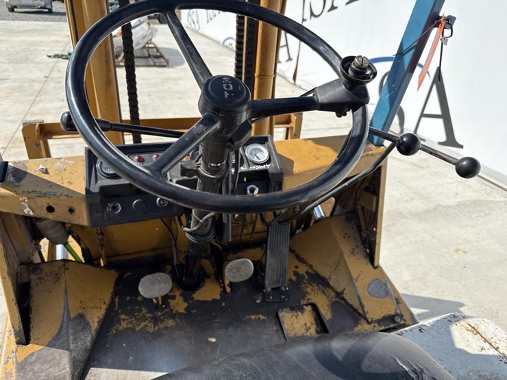 #5082-•-tcm-fvd25-forklift-image-19