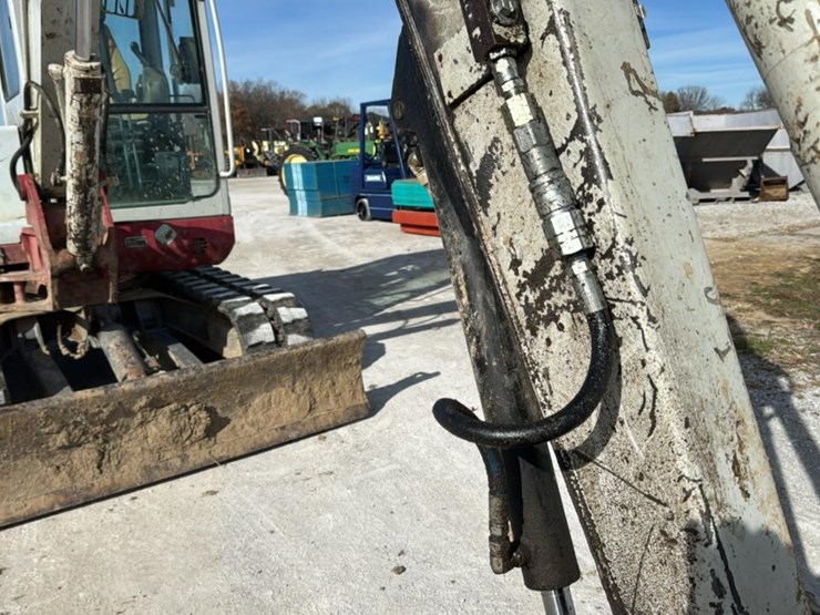 takeuchi-tb145-image-20