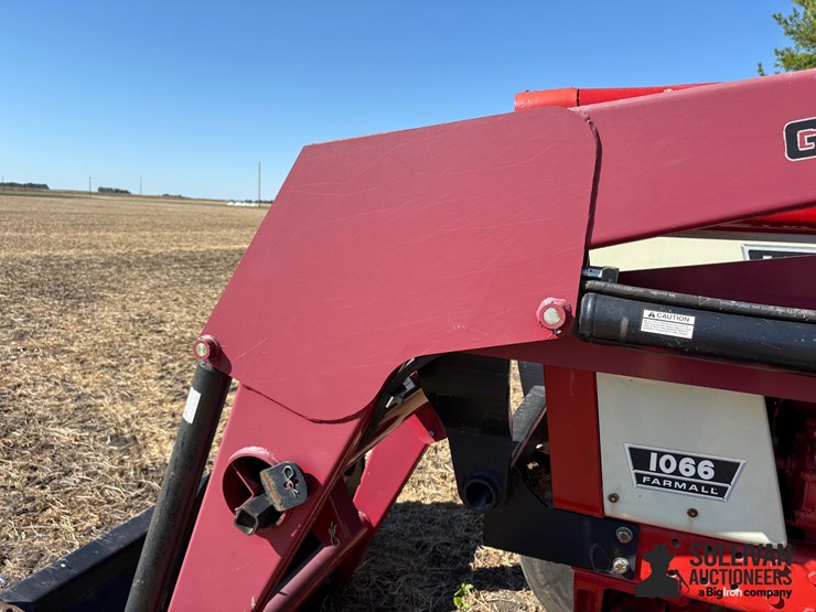 1975-international-1066-image-14