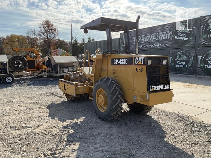 1996-caterpillar-cp-433c-image-2