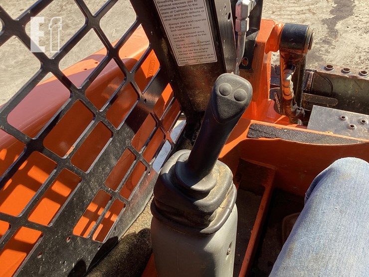 2021-gehl-rt105-image-18