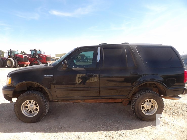 2002-ford-expedition-image-2