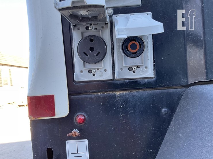 2019-allmand-bros-night-lite-v-series-image-10