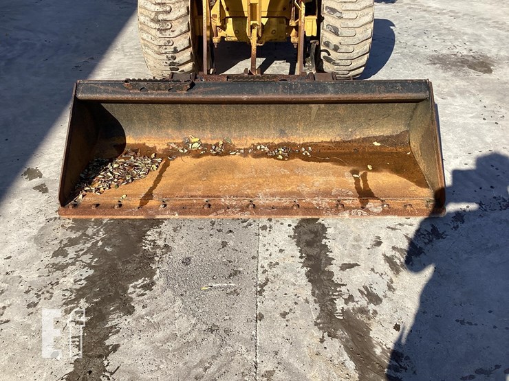 2018-caterpillar-903d-image-9