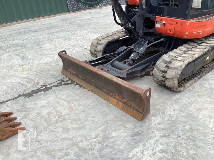 2018-kubota-kx057-4-image-11