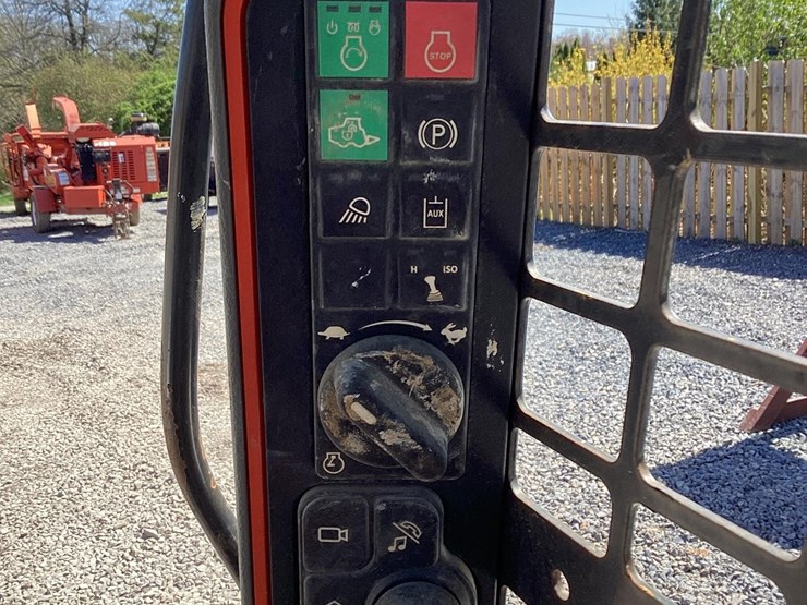 2021-bobcat-t66-image-18