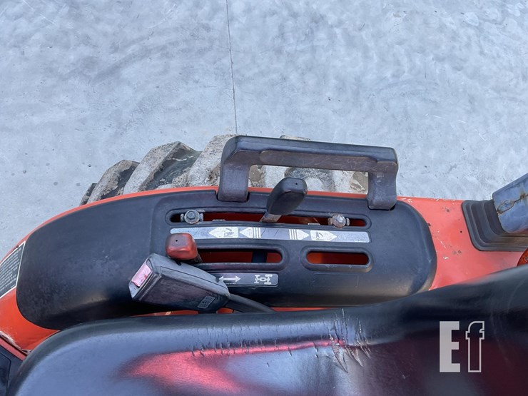 2006-kubota-b7610-image-14