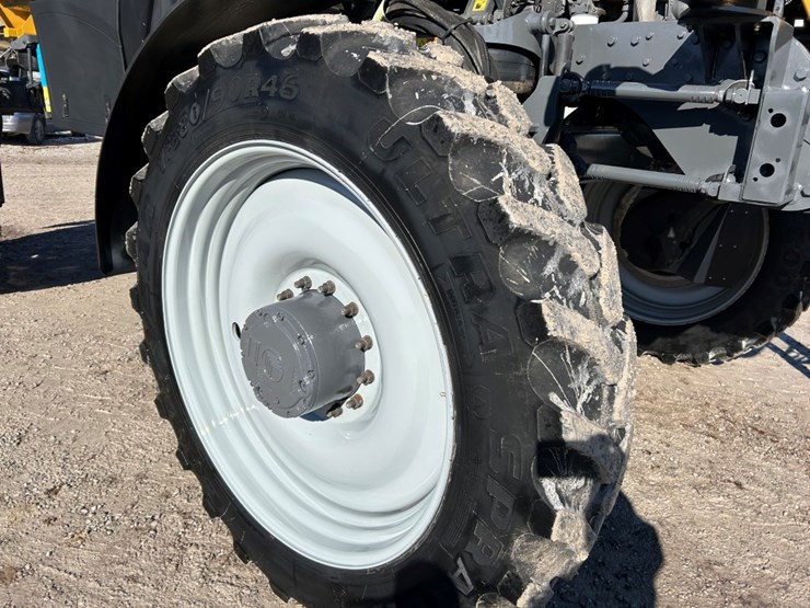 2016-ag-chem-rg1100b-image-70