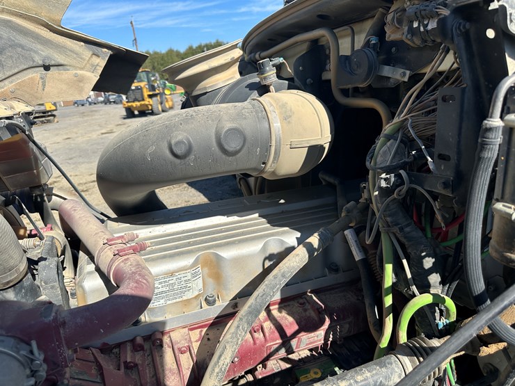 #32746-•-2014-mack-chu-t/a-daycab-truck-tractor-vin:-1m2an07y4em016702-image-53