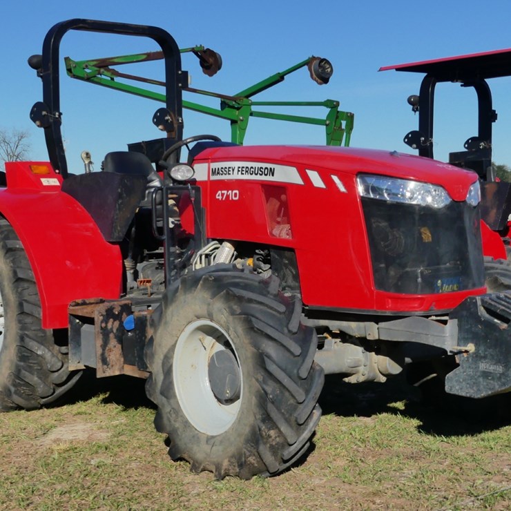 MASSEY-FERGUSON 4710