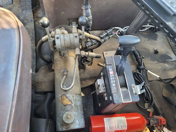 1986-international-2554-image-24