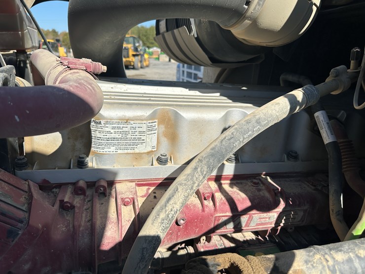 #32746-•-2014-mack-chu-t/a-daycab-truck-tractor-vin:-1m2an07y4em016702-image-48