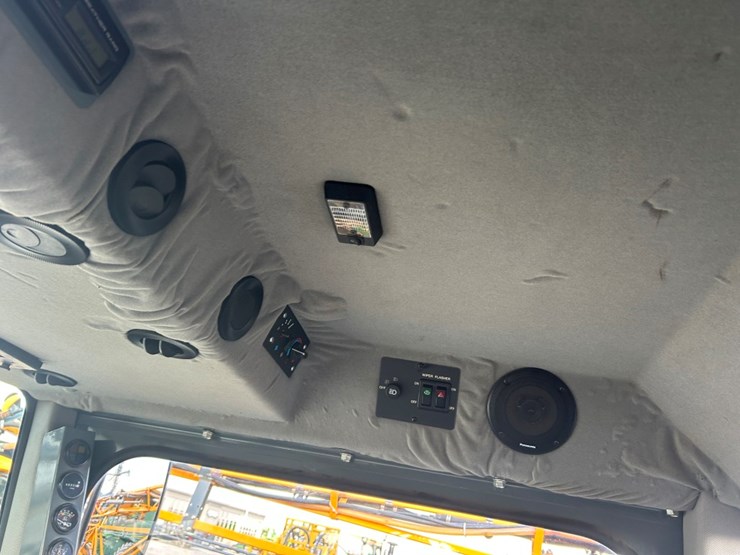 hagie-dts10-image-40