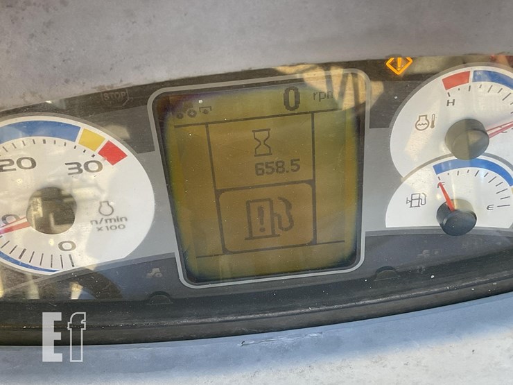 2017-new-holland-workmaster-50-image-18