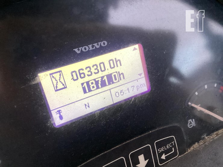 2012-volvo-bl70b-image-19