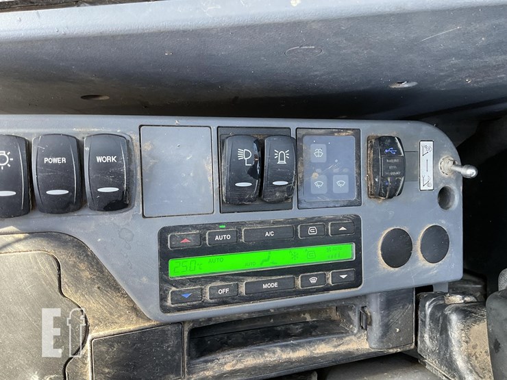 2022-doosan-dx225-lc-image-15