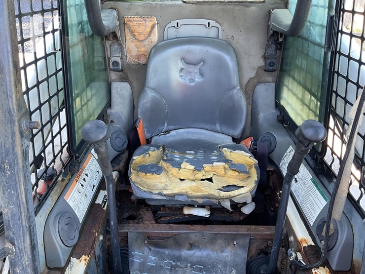 2007-bobcat-s205-image-12