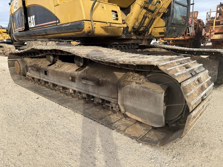 2004-caterpillar-325cl-image-57