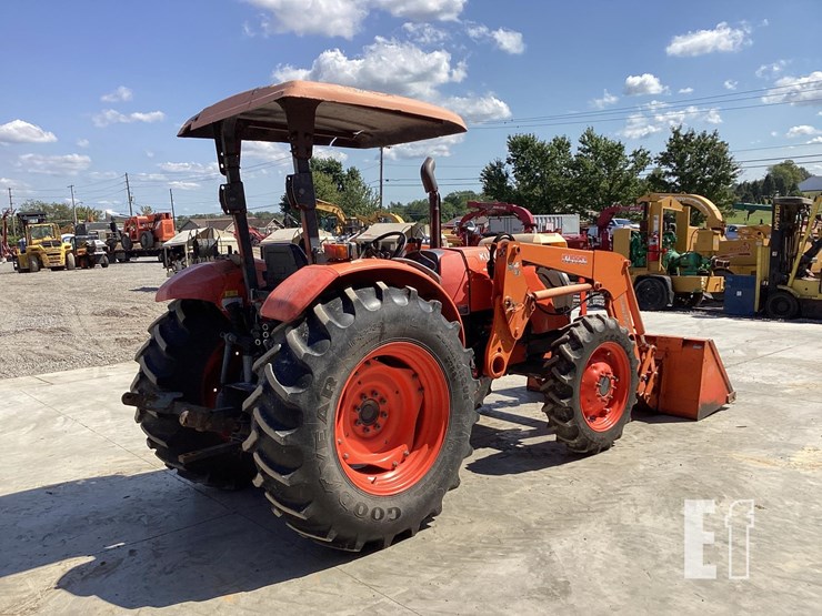 2016-kubota-m7060d-image-4