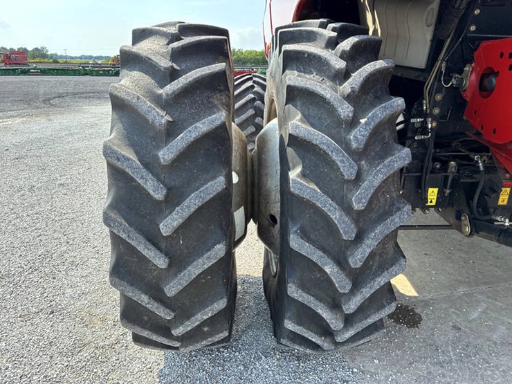 2007-case-ih-8010-image-37