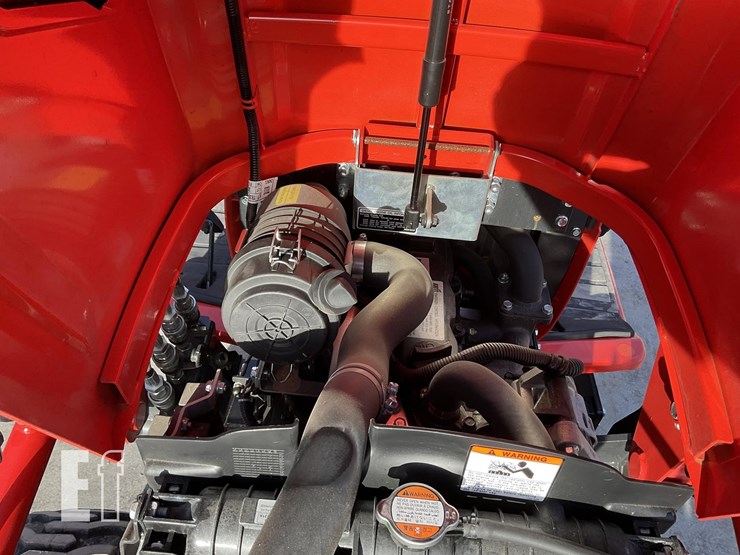 2025-kioti-cs2520-image-13