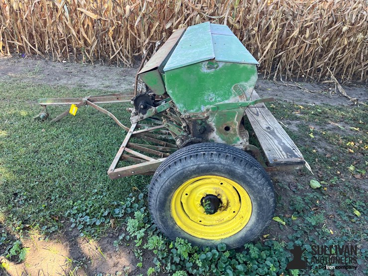 john-deere-8-image-8