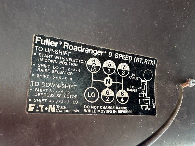 #32744-•-1989-international-f-2575-t/a-daycab-truck-tractor-vin:-1hszjg2r7kh666552-image-9