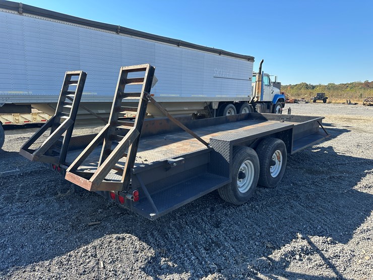 #32743-•-18'-t/a-steel-utility-trailer-image-4