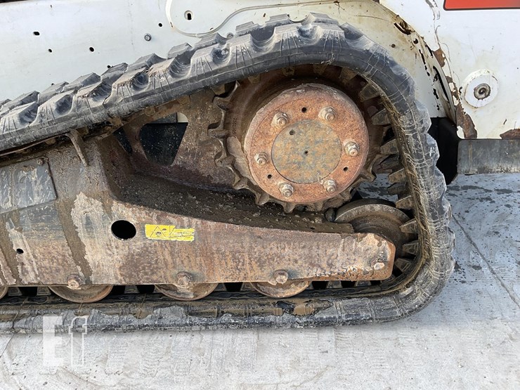 2014-bobcat-t650-image-11