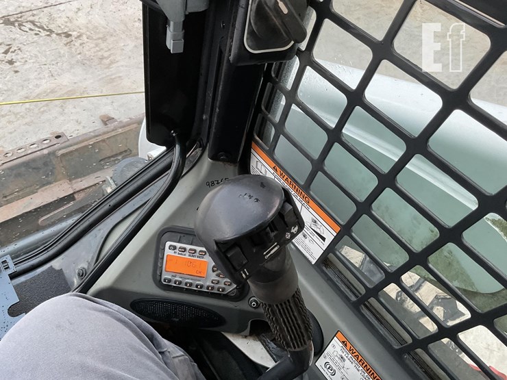 2017-bobcat-s650-image-16