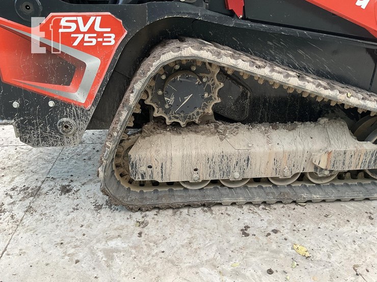 2023-kubota-svl75-3-image-12