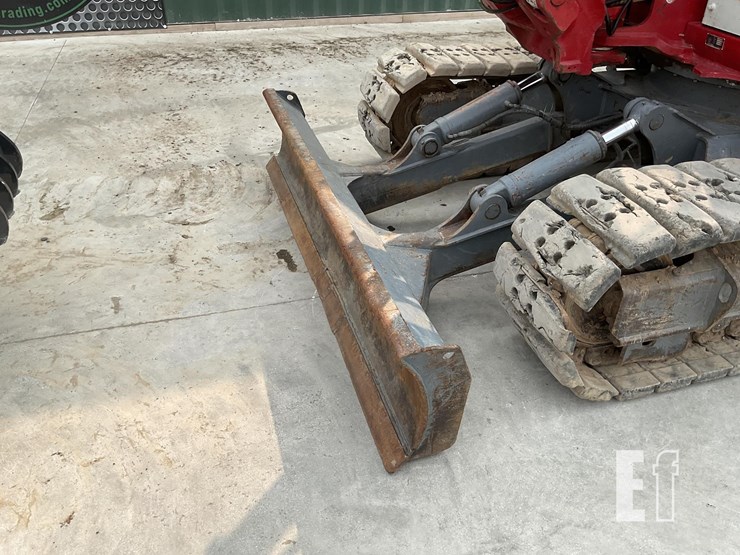 2019-takeuchi-tb2150-image-14