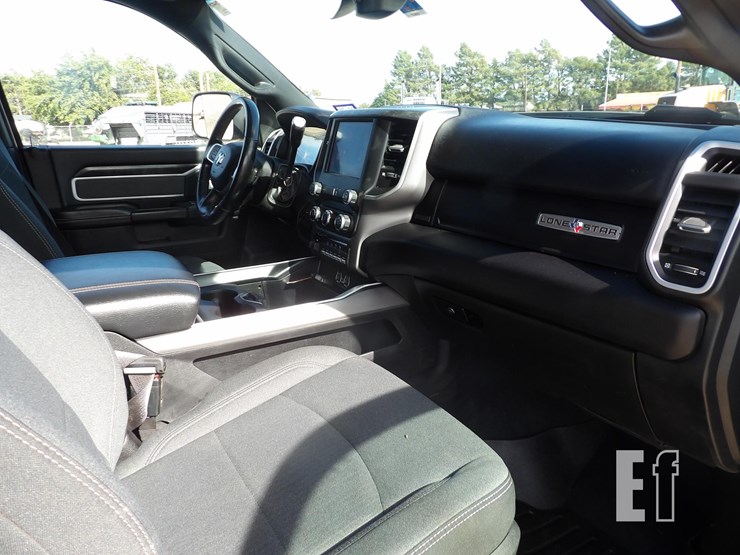 2022-dodge-2500-image-19