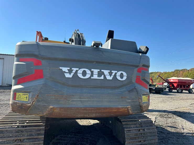 #32825-•-volvo-ec200e-crawler-excavator-image-29