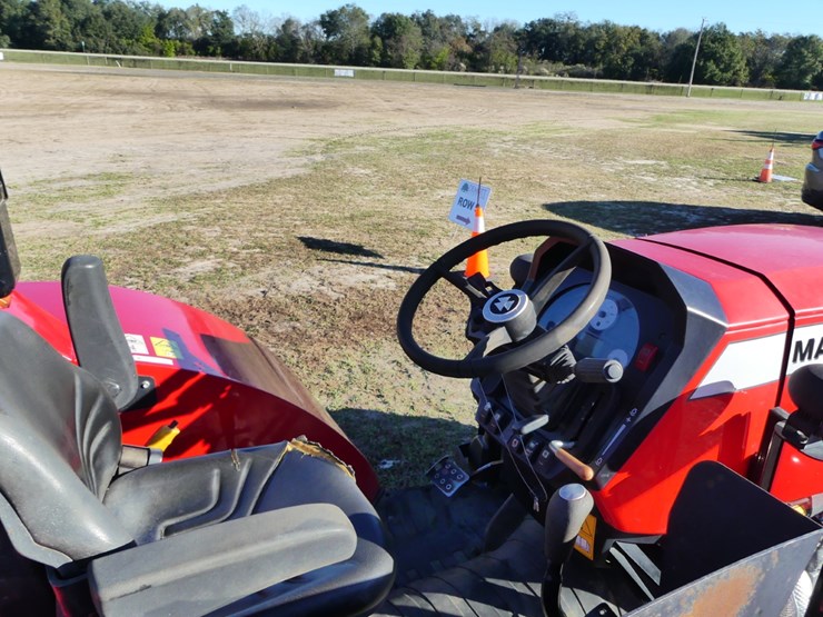 massey-ferguson-4710-image-7