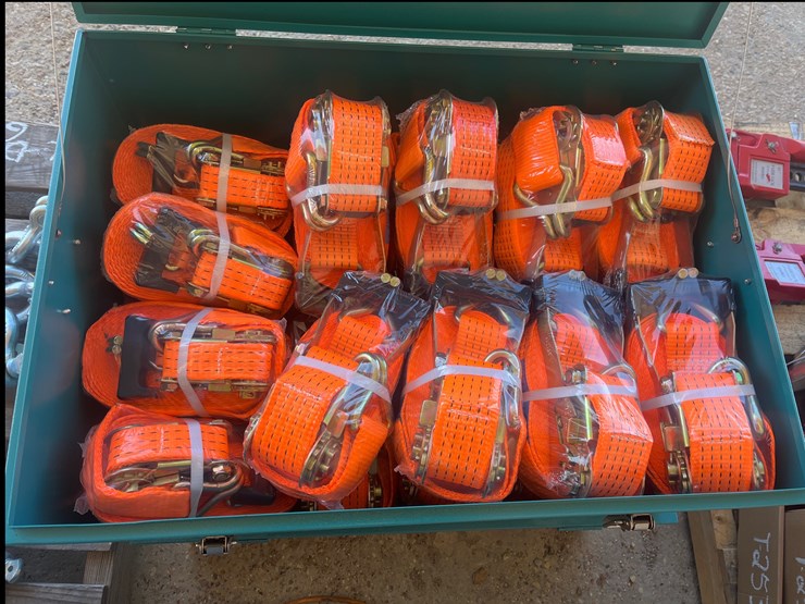 #49-•-heavy-duty-ratchet-straps-in-lock-box-image-2